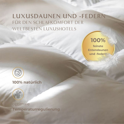 Nahaufnahme des Excellence Natürlicher Topper mit bauschiger Naturfüllung und weichem Bezug für luxuriösen Schlafkomfort.